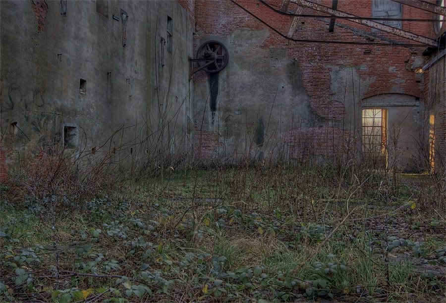 [img width=900 height=612]http://i210.photobucket.com/albums/bb106/ACAB_81/UntitledHDR10copycopycopy.jpg?t=1197319008[/img]