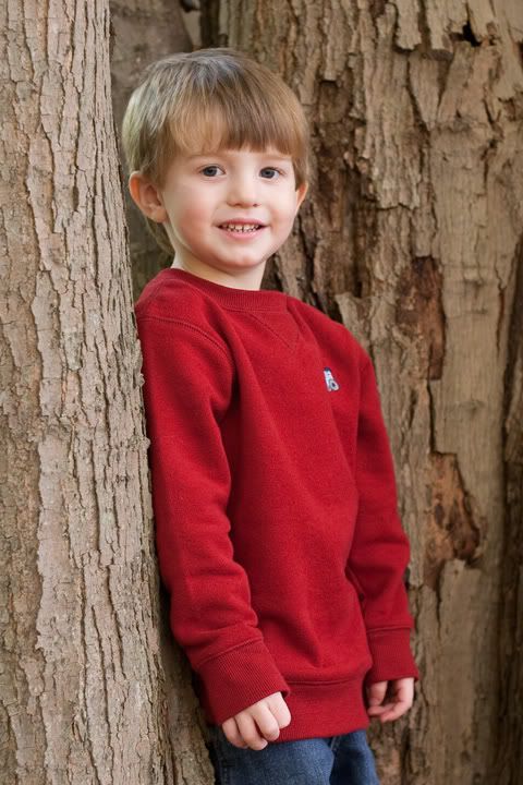 IMAGE: http://i210.photobucket.com/albums/bb238/MicheleRF_photos/bennyweb.jpg