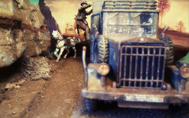 TruckChaseDiorama_01_Rodeloal_small_zps08a9220r.jpg