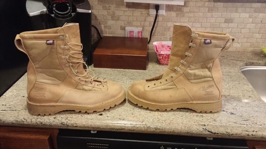 danner acadia size 10
