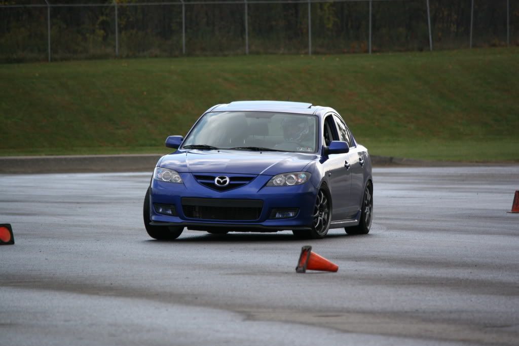 http://i210.photobucket.com/albums/bb276/coondogg15210/AutoX%2010-25/IMG_2252.jpg