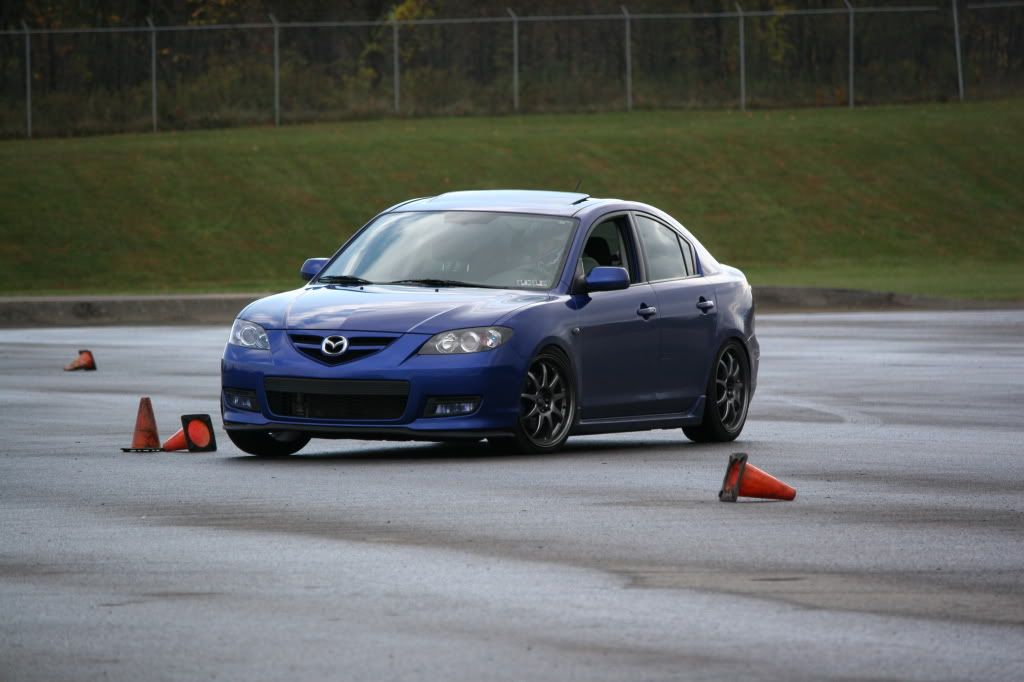 http://i210.photobucket.com/albums/bb276/coondogg15210/AutoX%2010-25/IMG_2253.jpg