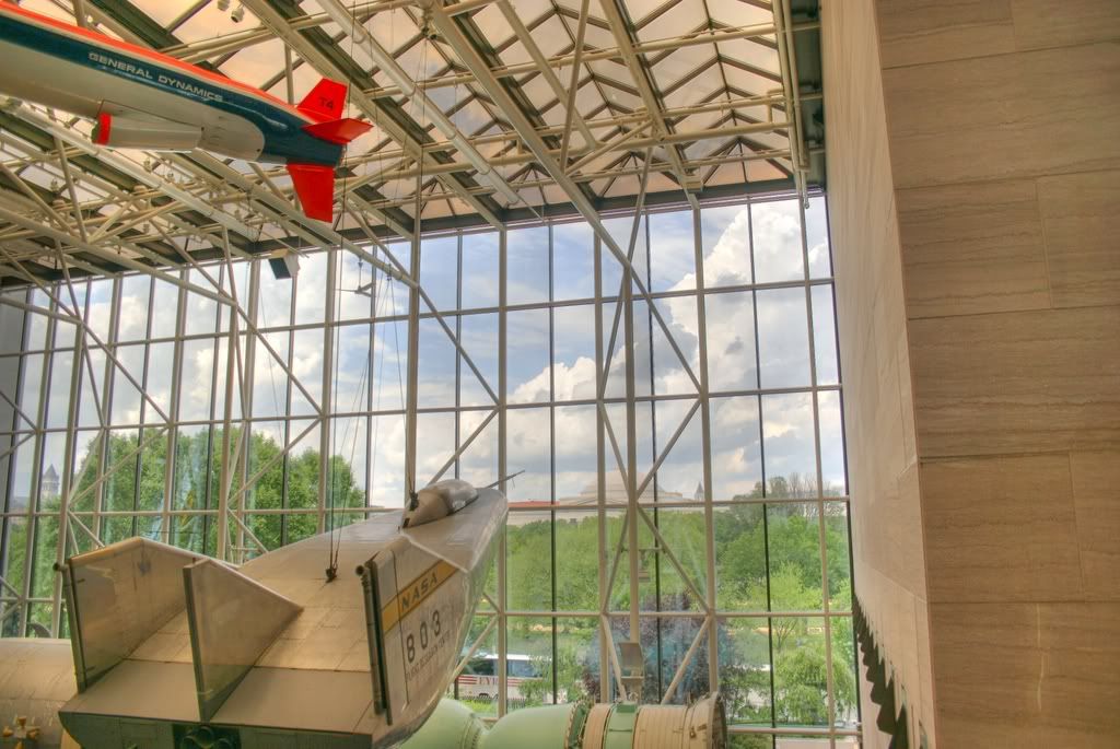 IMAGE: http://i210.photobucket.com/albums/bb276/coondogg15210/airspace%20HDR/589ff47d.jpg