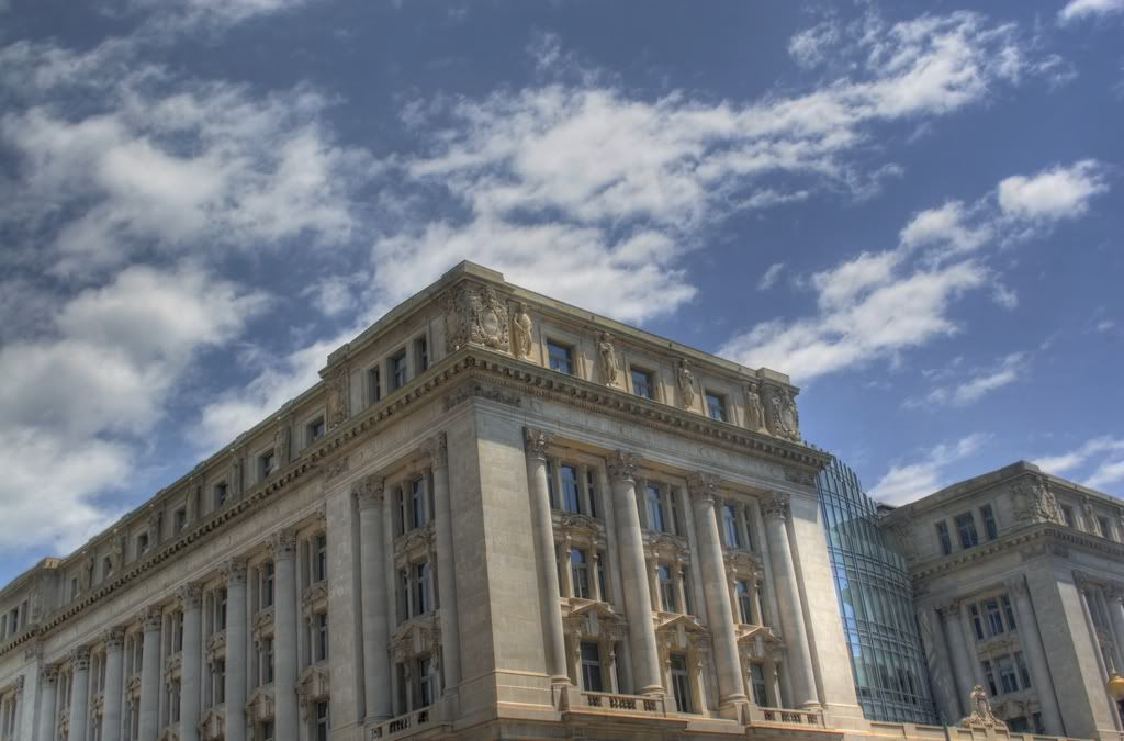 IMAGE: http://i210.photobucket.com/albums/bb276/coondogg15210/vacation%206-26-08/75f7dfad.jpg