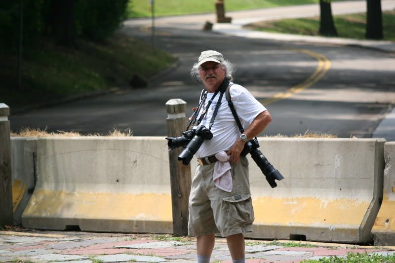 IMAGE: http://i210.photobucket.com/albums/bb276/coondogg15210/vgprace/6a171ffa.jpg