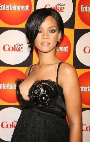 rihanna hot. Rihanna+hot+pants