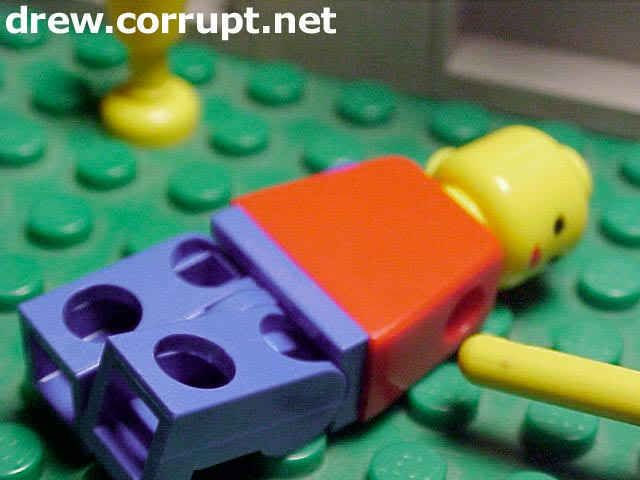 Forum Image: http://i210.photobucket.com/albums/bb291/stoaster/drewlego3-5.jpg