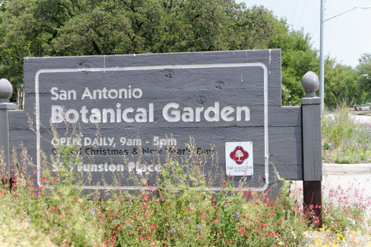 Texas San Antonio Botanical Garden
