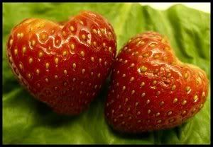 Strawberrys Pictures, Images and Photos