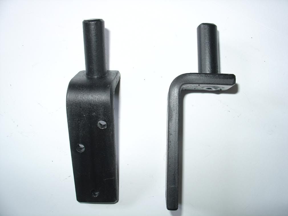 2 GATE HINGES 12MM PAIR OF HANGERS WROUGHT IRON GATES SPIGOTS PINS