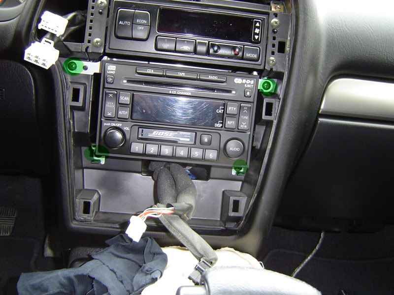 2001 Nissan pathfinder cd player removal #1