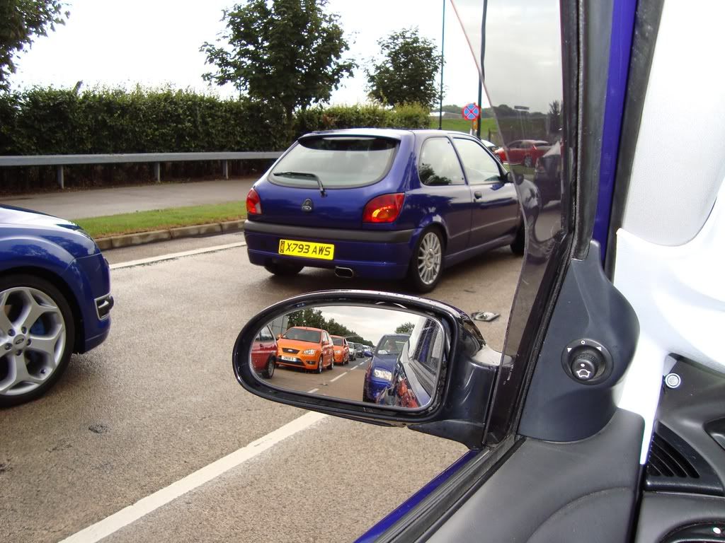 [img width=1024 height=768]http://i210.photobucket.com/albums/bb99/djdjrob/DSC00012.jpg[/img]