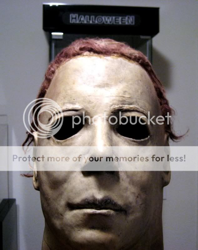 Download Should An H2 Mask Have A Yellow Tinge Michael Myers Net PSD Mockup Templates