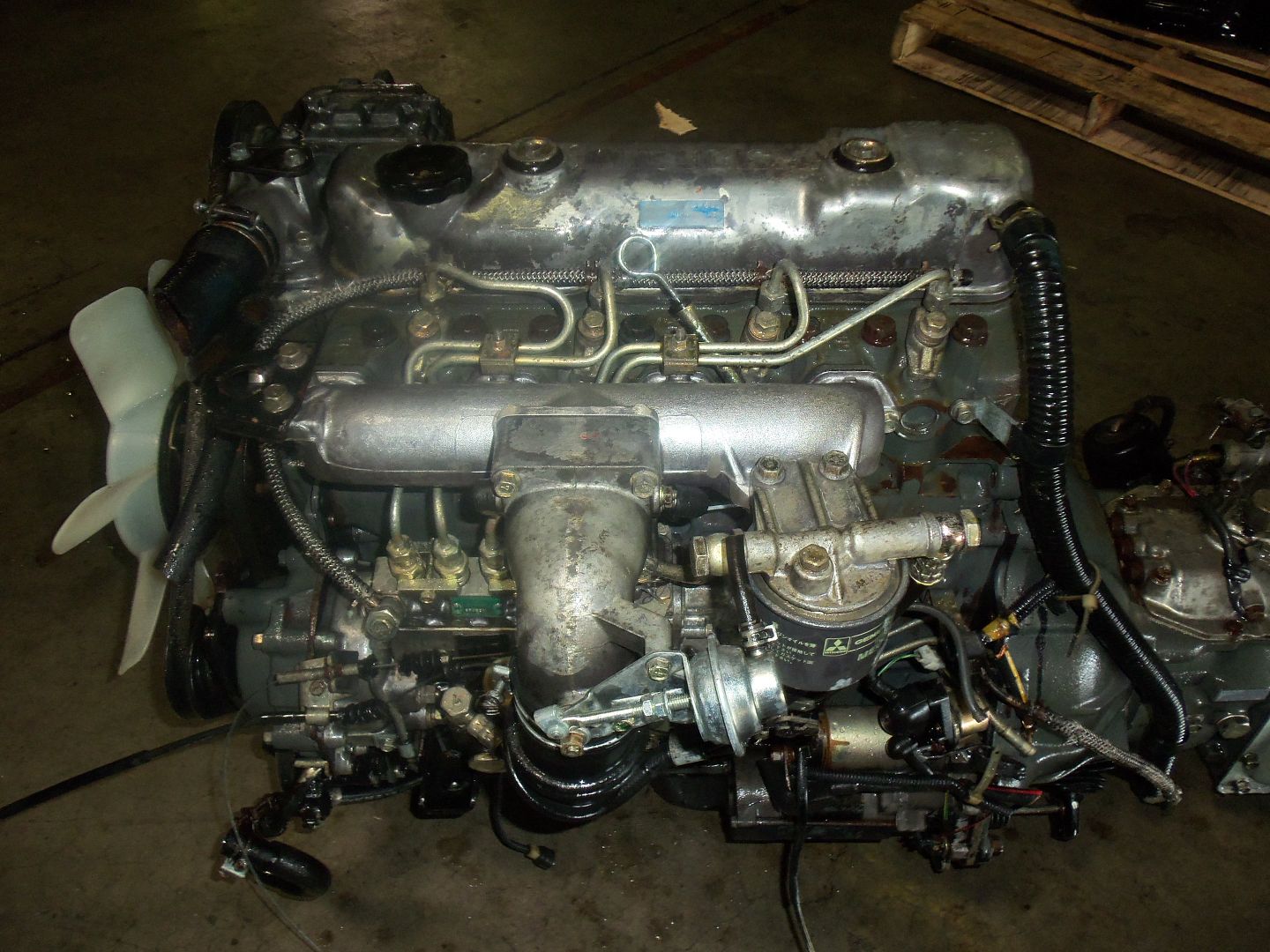 Mitsubishi Fuso Canter JDM 4D32 Silver Top Diesel Engine Trans Motor ...